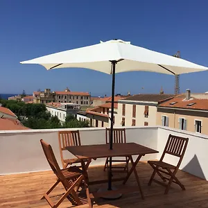 Viaxx 51 Apartment